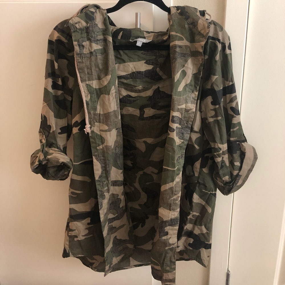“Lovesick” camo pring jacket.